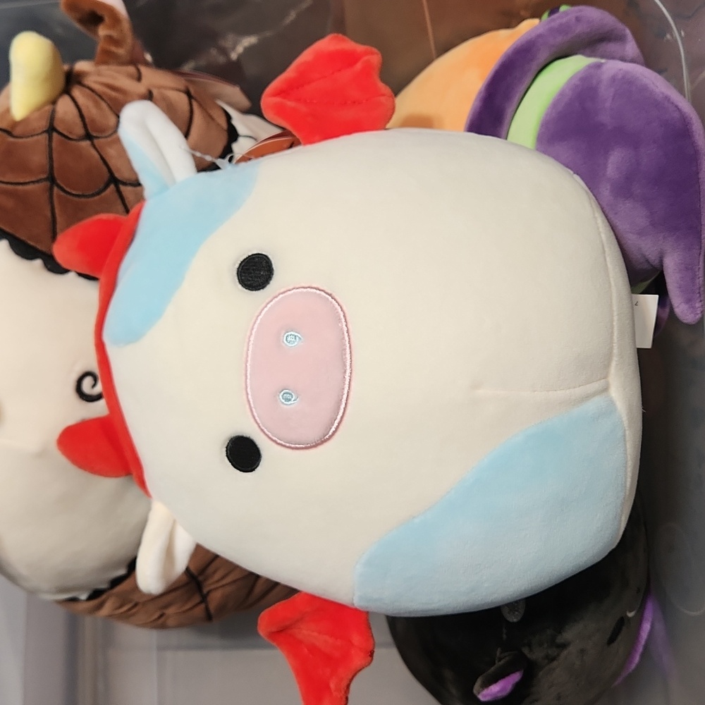 Squishmallows Halloween Belana as a lil’ devil! BNWT 8”